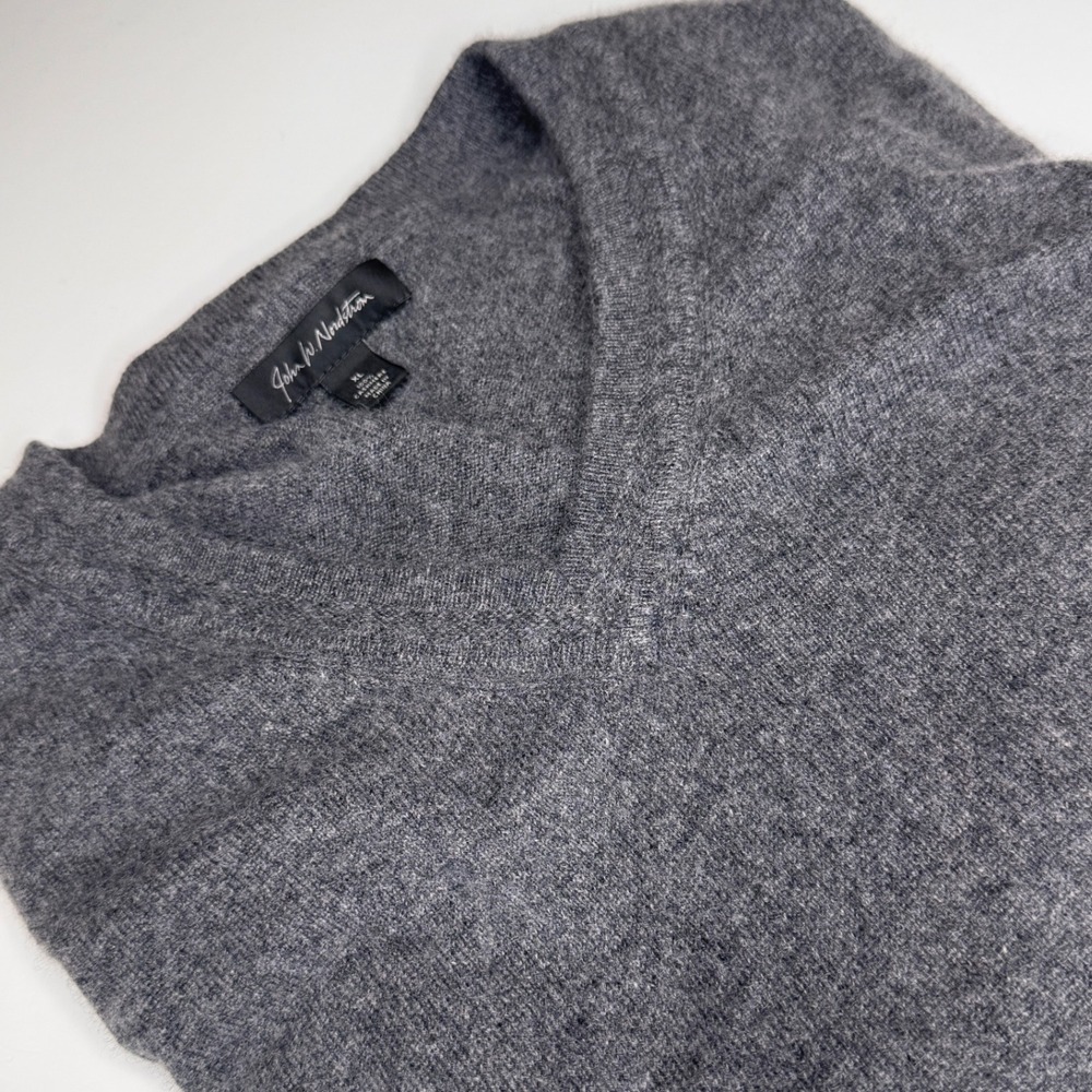 JOHN W. NORDSTROM 100% Cashmere Wool Vest XL‎ V Neck Classic Preppy Golf Soft